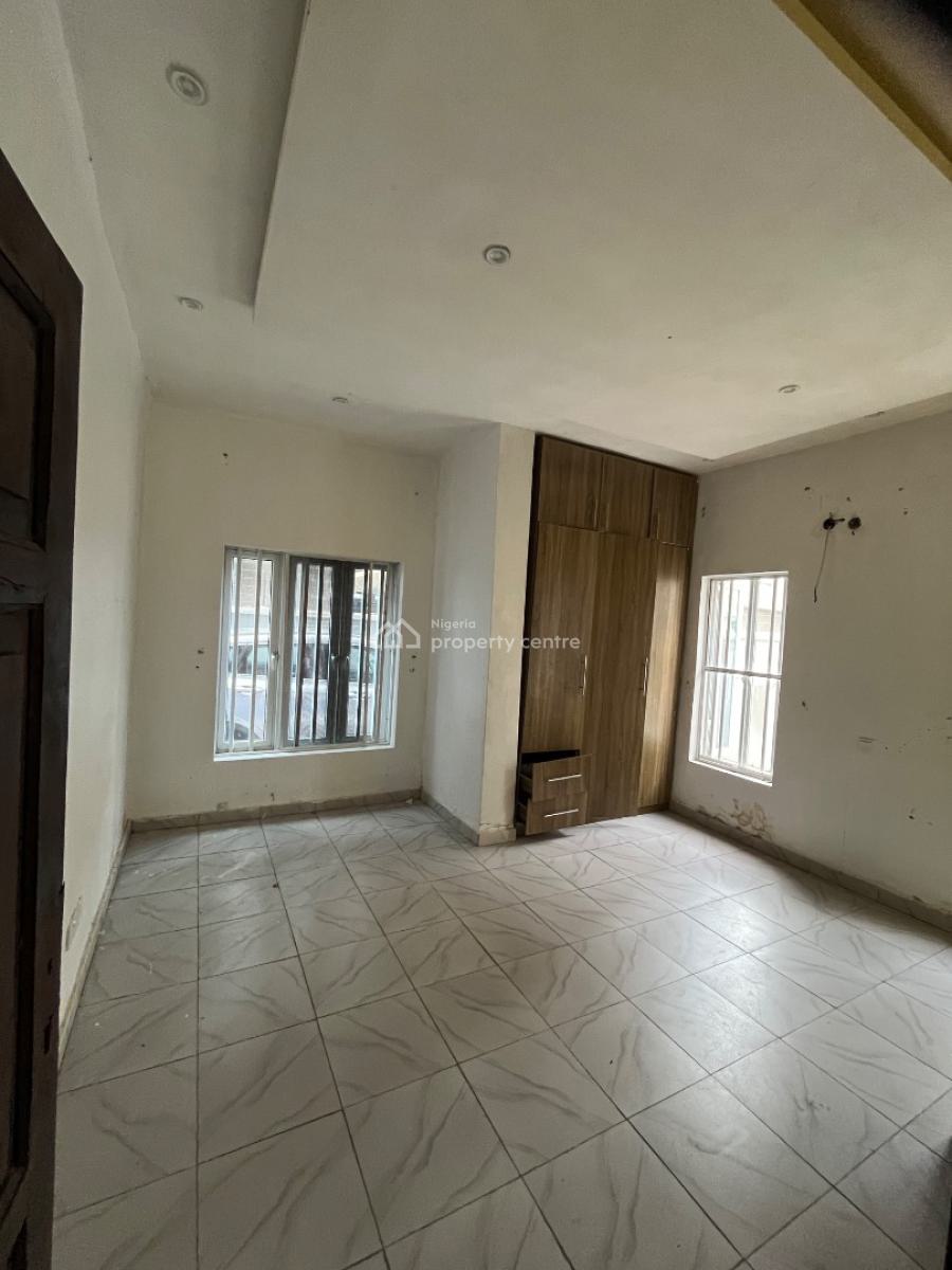 3 Bedroom Apartment on The Ground Floor, Ilasan, Ikate, Lekki, Lagos, Flat / Apartment for Rent