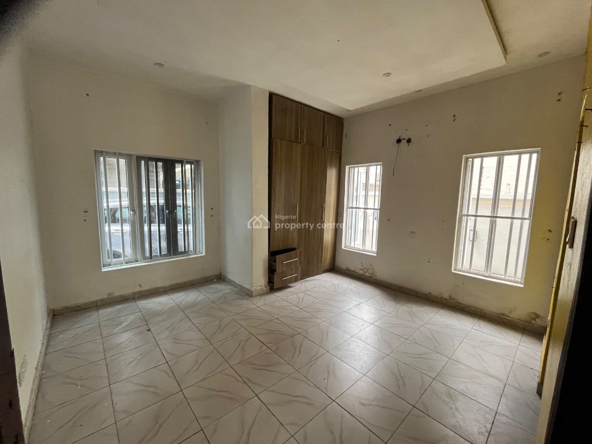 3 Bedroom Apartment on The Ground Floor, Ilasan, Ikate, Lekki, Lagos, Flat / Apartment for Rent