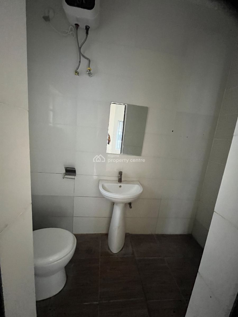 3 Bedroom Apartment on The Ground Floor, Ilasan, Ikate, Lekki, Lagos, Flat / Apartment for Rent
