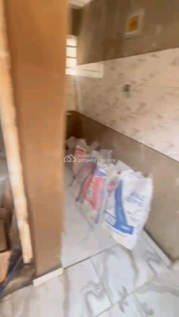 12 Units of Room Self Contain, Oresegun Road, Bariga, Shomolu, Lagos, Self Contain (single Rooms) for Rent