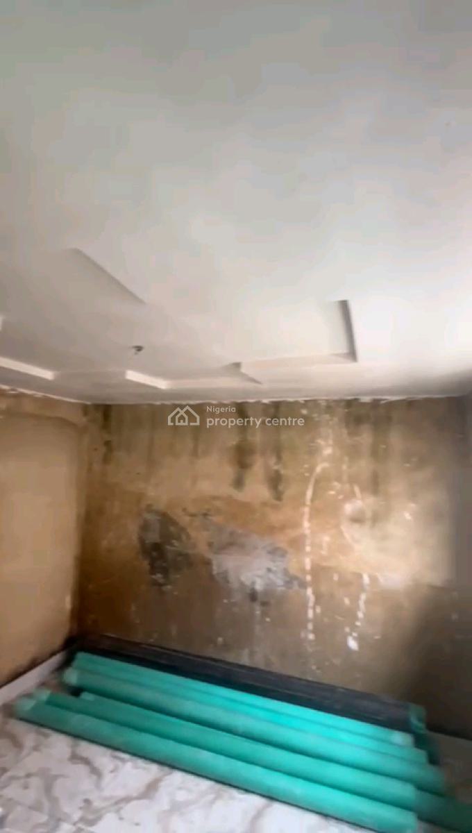 12 Units of Room Self Contain, Oresegun Road, Bariga, Shomolu, Lagos, Self Contain (single Rooms) for Rent