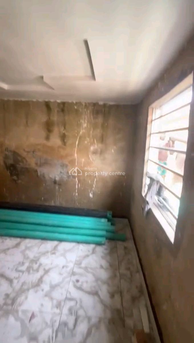 12 Units of Room Self Contain, Oresegun Road, Bariga, Shomolu, Lagos, Self Contain (single Rooms) for Rent