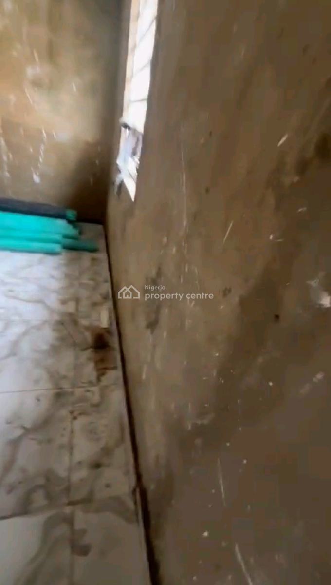 12 Units of Room Self Contain, Off Oresegun Road, Bariga, Shomolu, Lagos, Self Contain (single Rooms) for Rent