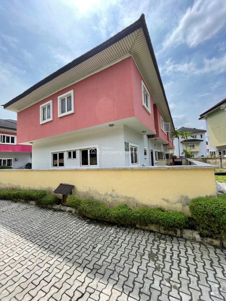 4 Bedroom Terrace Duplex, Arcadia Mews Estate, Osapa, Lekki, Lagos, Terraced Duplex for Sale