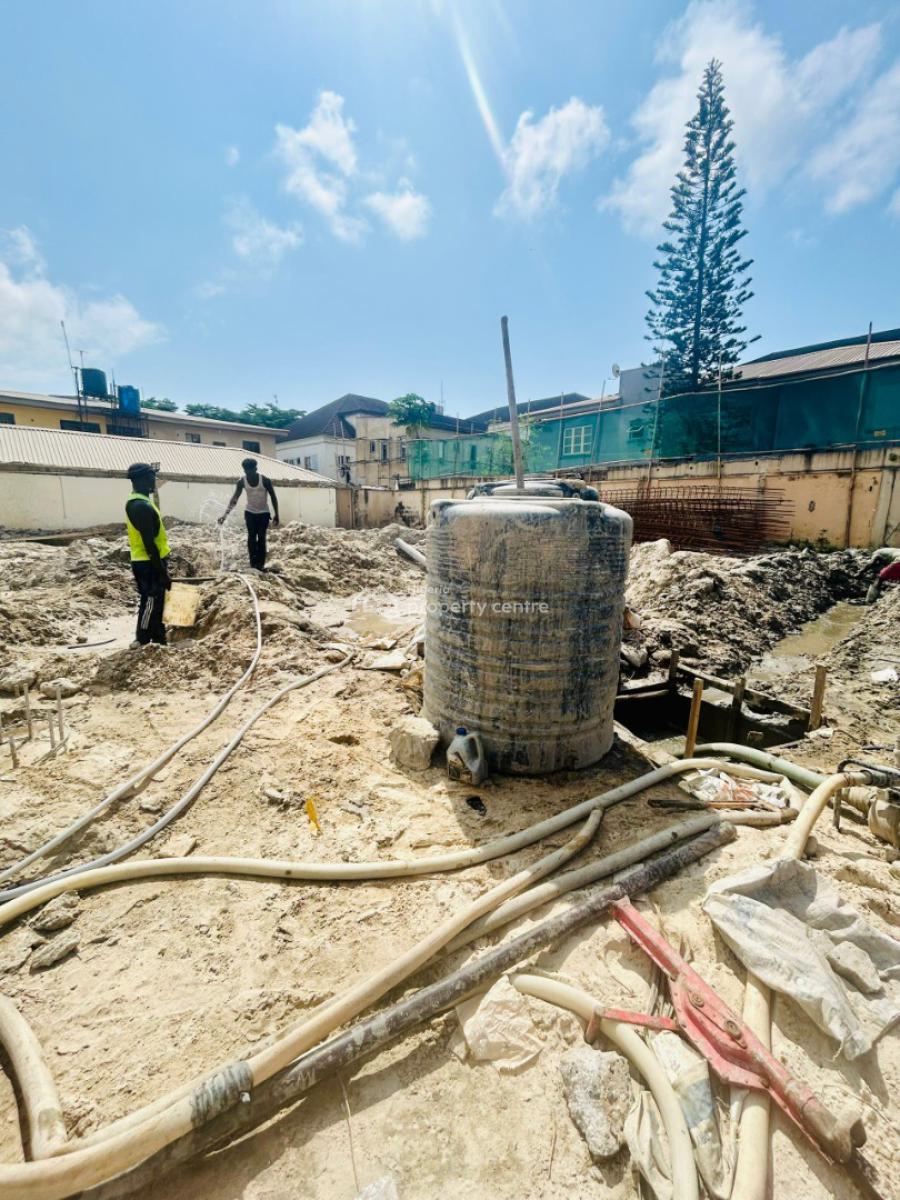 Offer of 2 Bedroom Apartment Luxury Living Lekki Phase 1, Lekki Phase 1 Off Admiralty Way, Lekki, Lagos, Block of Flats for Sale