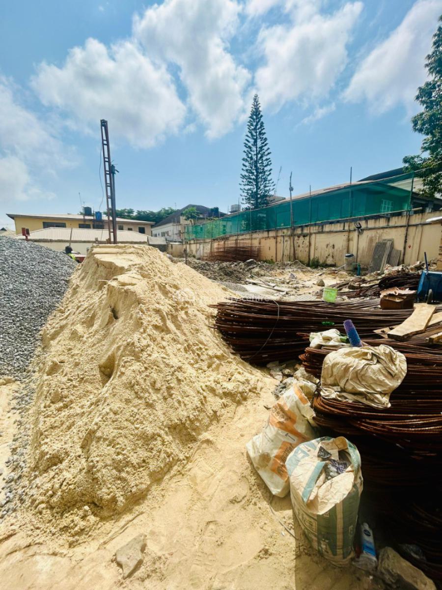 Offer of 2 Bedroom Apartment Luxury Living Lekki Phase 1, Lekki Phase 1 Off Admiralty Way, Lekki, Lagos, Block of Flats for Sale