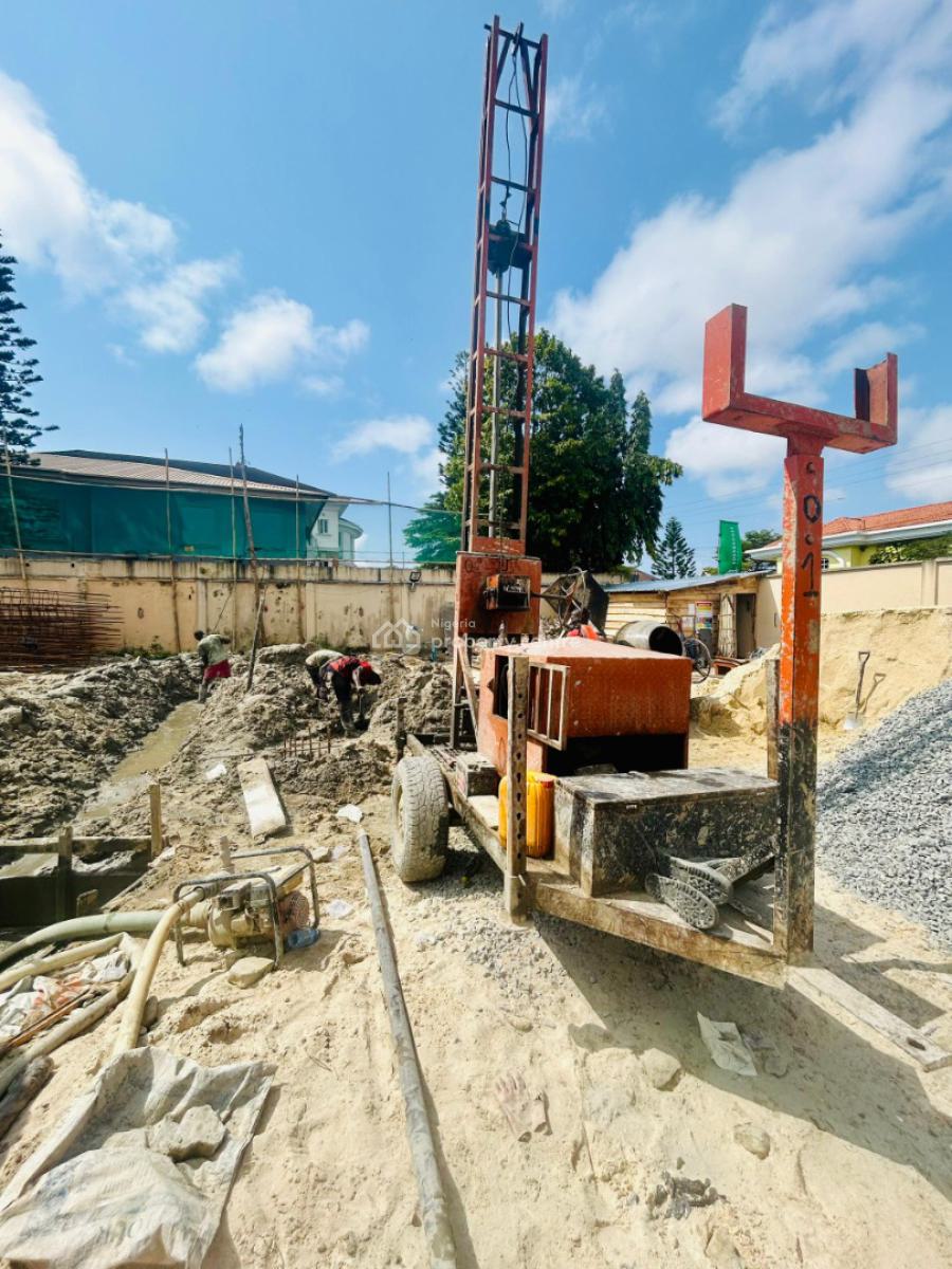 Offer of 2 Bedroom Apartment Luxury Living Lekki Phase 1, Lekki Phase 1 Off Admiralty Way, Lekki, Lagos, Block of Flats for Sale