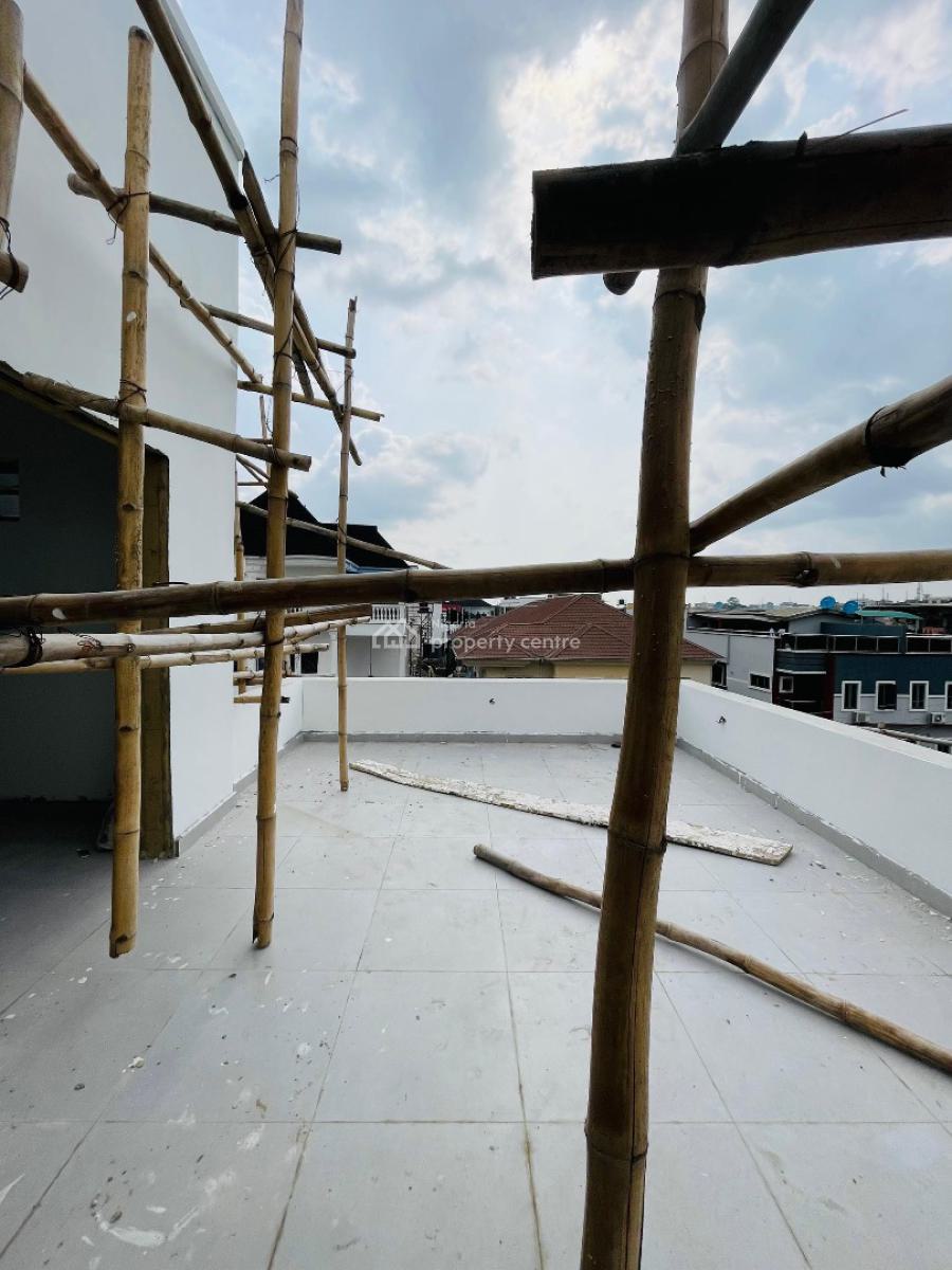 Magnificent Built 4 Bedroom Detached in a Nice Estate, Gbagada, Lagos, Detached Duplex for Sale