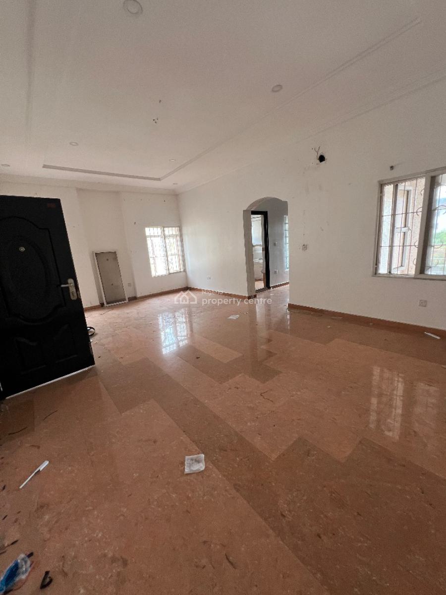 4 Bedroom Semi Detached House with Bq, Off Bisola Durosinmi Etti Drive, Lekki Phase 1, Lekki, Lagos, Semi-detached Duplex for Rent