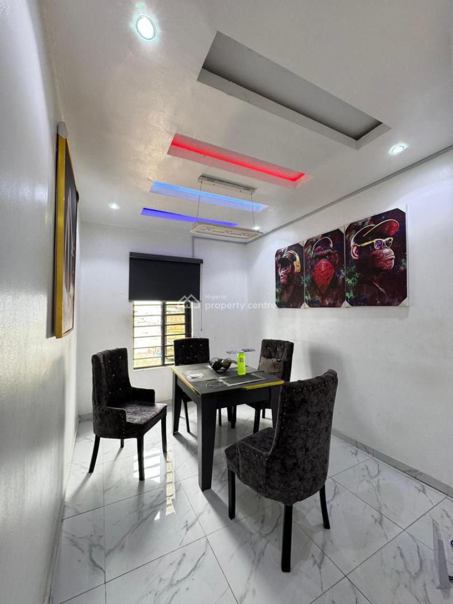 Beautifully Crafted 4 Bedroom Penthouse in a Serene Environment, Gbagada, Lagos, House for Sale
