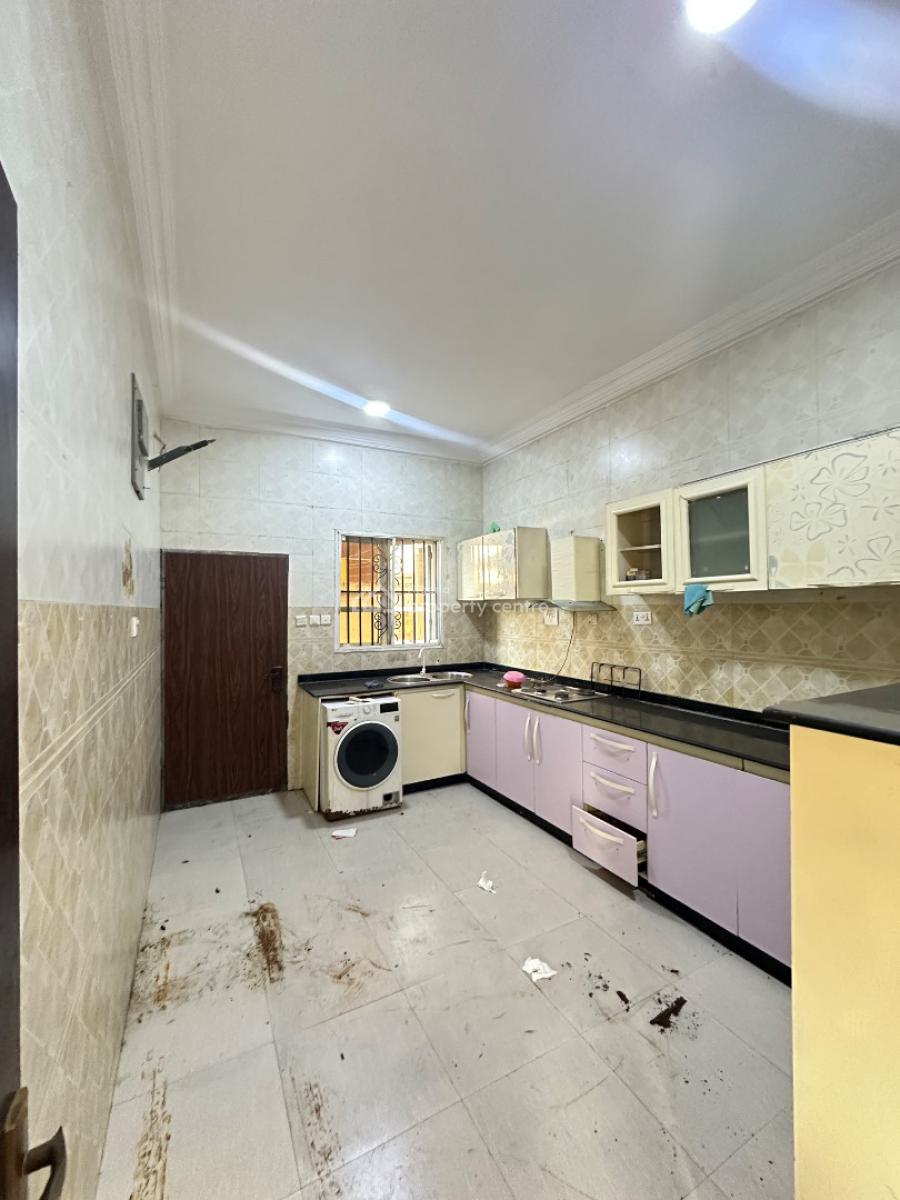 Spacious 4 Bedroom Terrace Duplex, Bera Estate, Chevron, Lekki, Lagos, Terraced Duplex for Rent