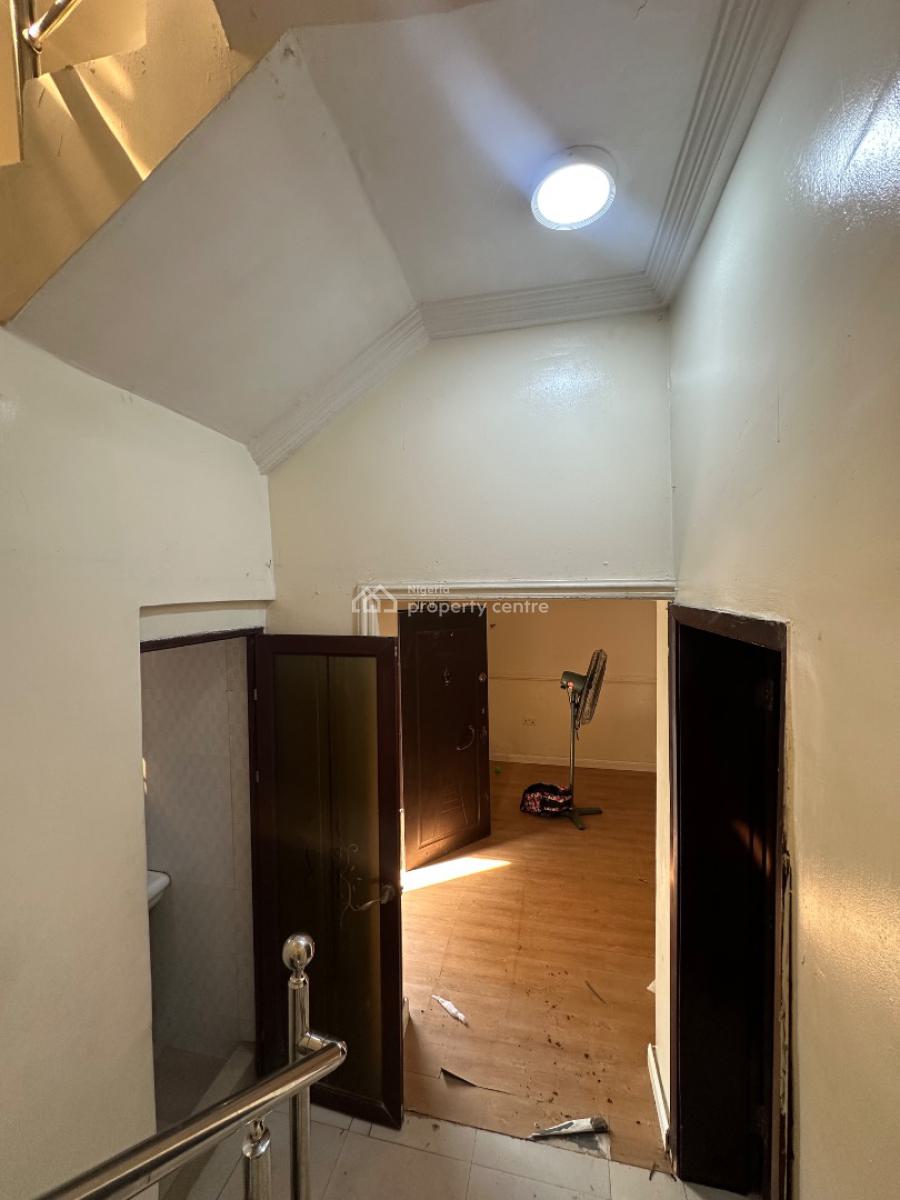 Spacious 4 Bedroom Terrace Duplex, Bera Estate, Chevron, Lekki, Lagos, Terraced Duplex for Rent