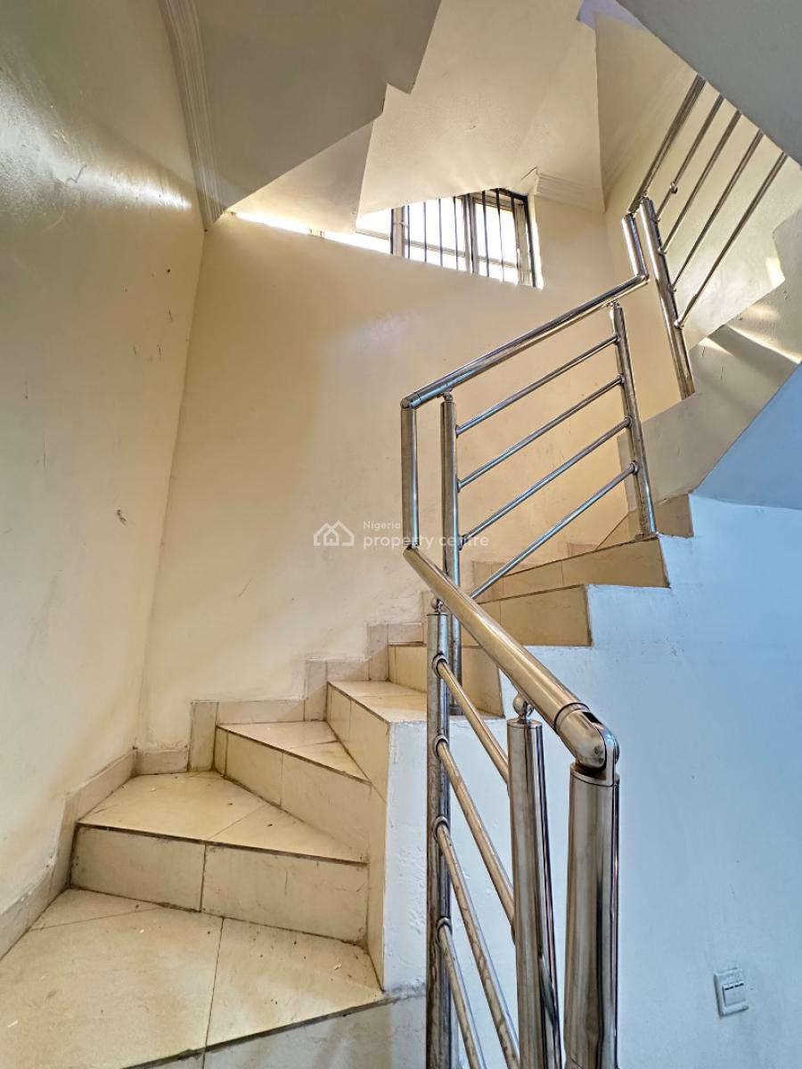 Spacious 4 Bedroom Terrace Duplex, Bera Estate, Chevron, Lekki, Lagos, Terraced Duplex for Rent