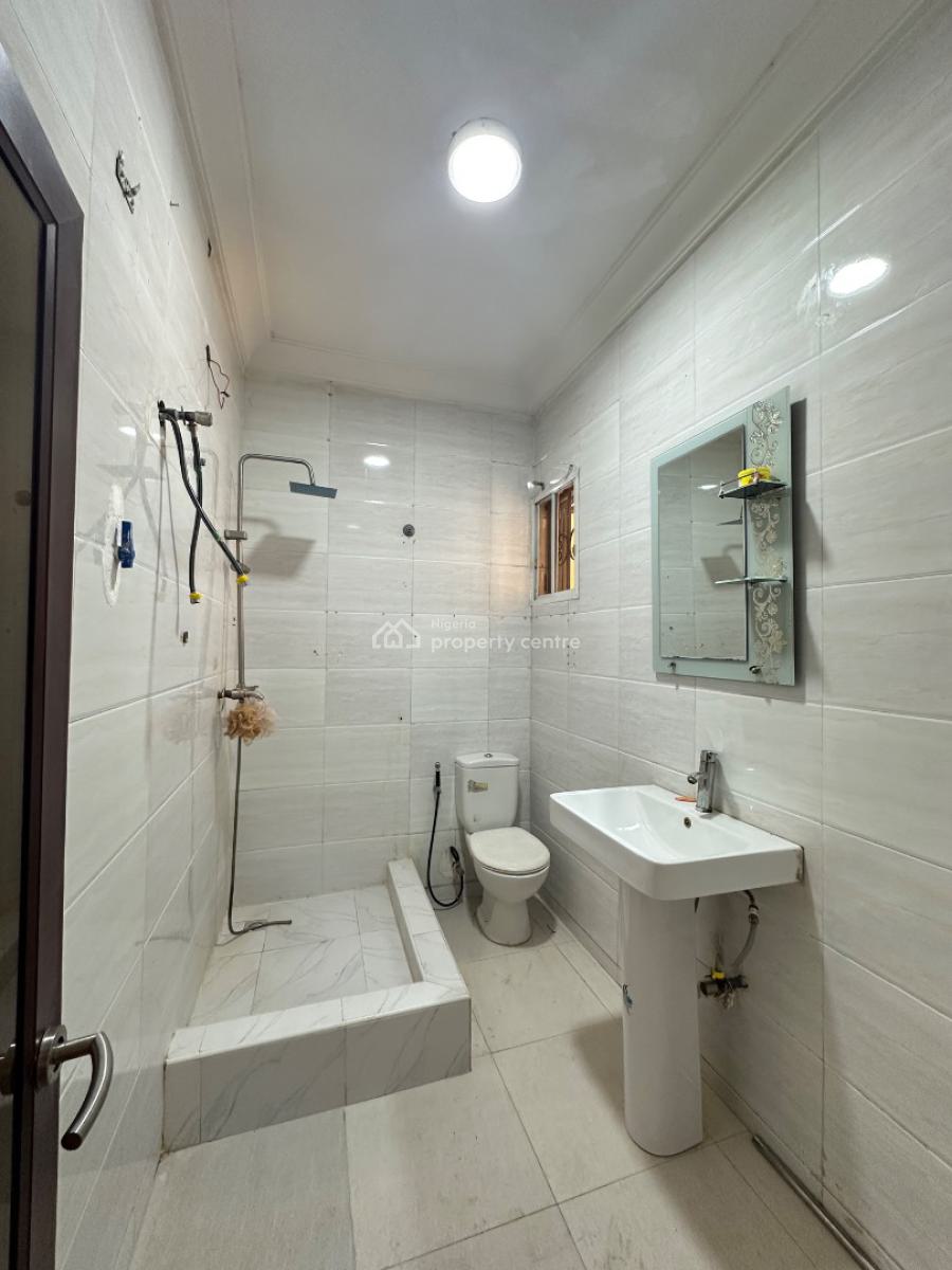 Spacious 4 Bedroom Terrace Duplex, Bera Estate, Chevron, Lekki, Lagos, Terraced Duplex for Rent