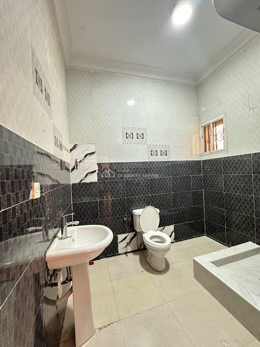 Spacious 4 Bedroom Terrace Duplex, Bera Estate, Chevron, Lekki, Lagos, Terraced Duplex for Rent