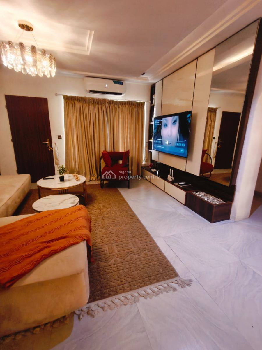 Exquisite 2 Bedroom Apartment, Lekki Phase 1, Lekki, Lagos, Flat / Apartment Short Let