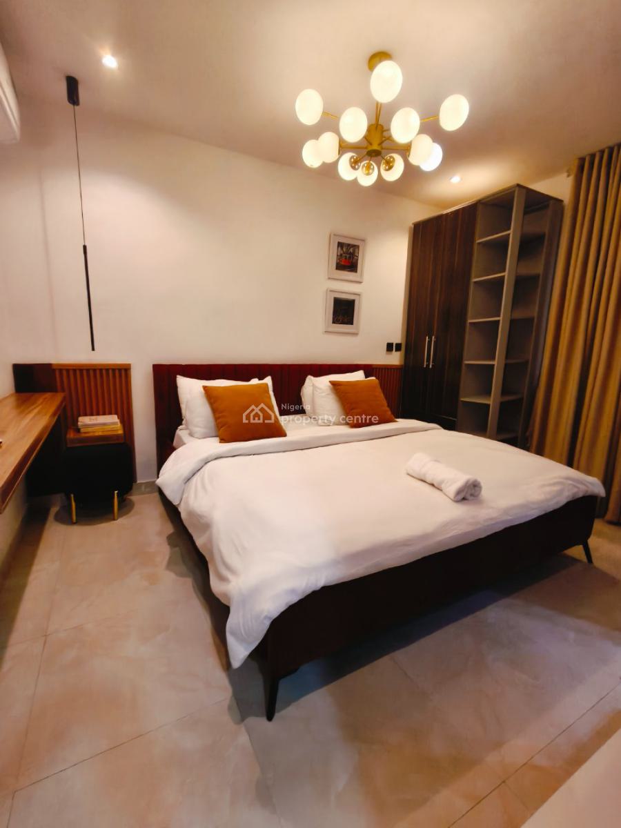 Exquisite 2 Bedroom Apartment, Lekki Phase 1, Lekki, Lagos, Flat / Apartment Short Let