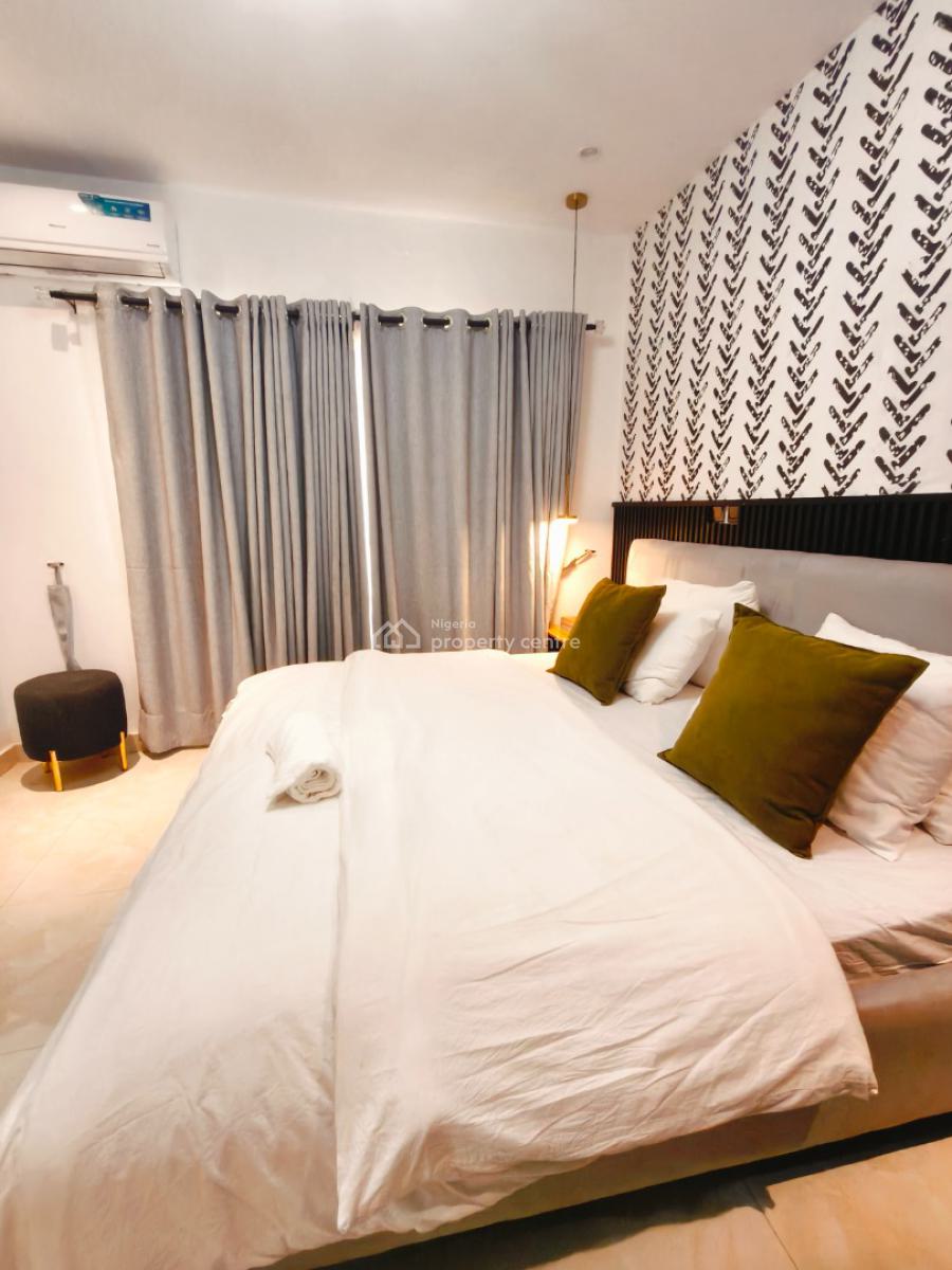 Exquisite 2 Bedroom Apartment, Lekki Phase 1, Lekki, Lagos, Flat / Apartment Short Let