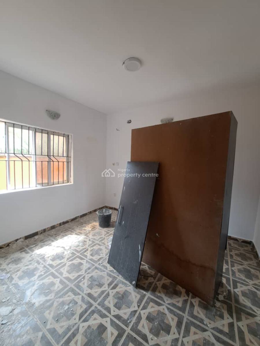 Self Service 3 Bedroom Flat (ground Floor ), Salem, Ikate, Lekki, Lagos, Flat / Apartment for Rent