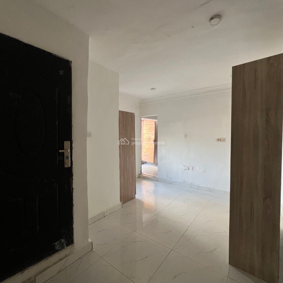 1 Bedroom, Lekki Phase 1, Lekki, Lagos, Mini Flat (room and Parlour) for Rent