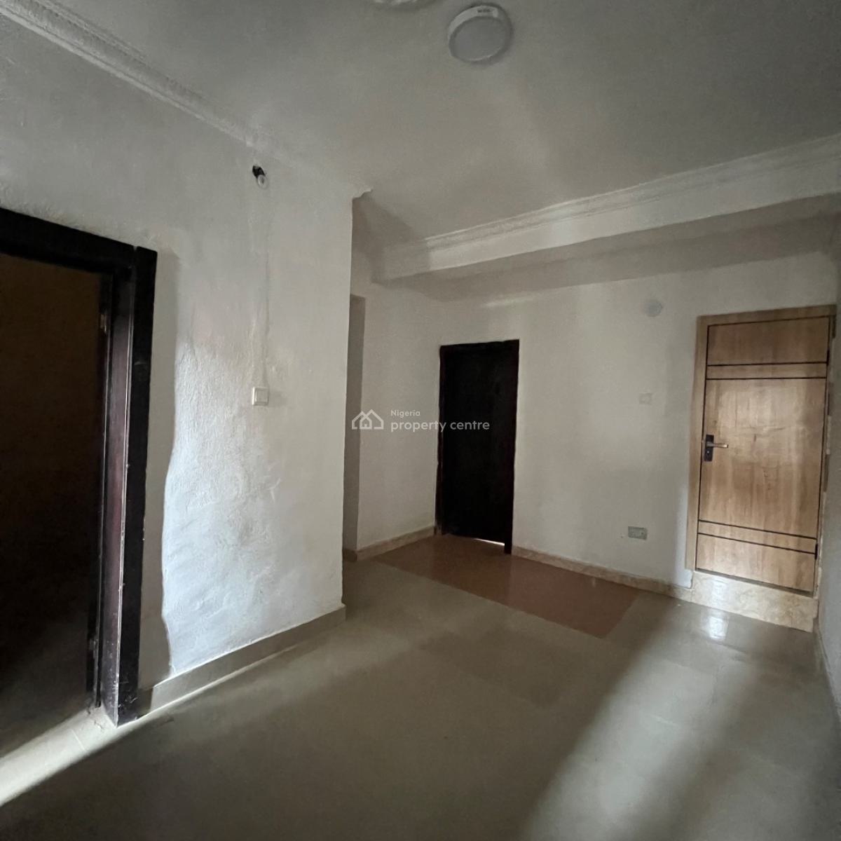 1 Bedroom, Lekki Phase 1, Lekki, Lagos, Mini Flat (room and Parlour) for Rent