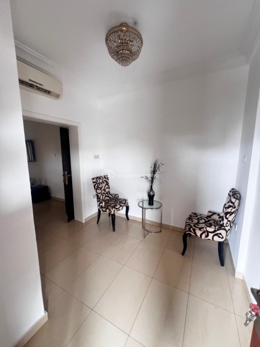 2 Bedrooms Furnished Apartment Only 3 in a Compound Available, Lekki Phase 1, Lekki, Lagos, Flat / Apartment for Rent
