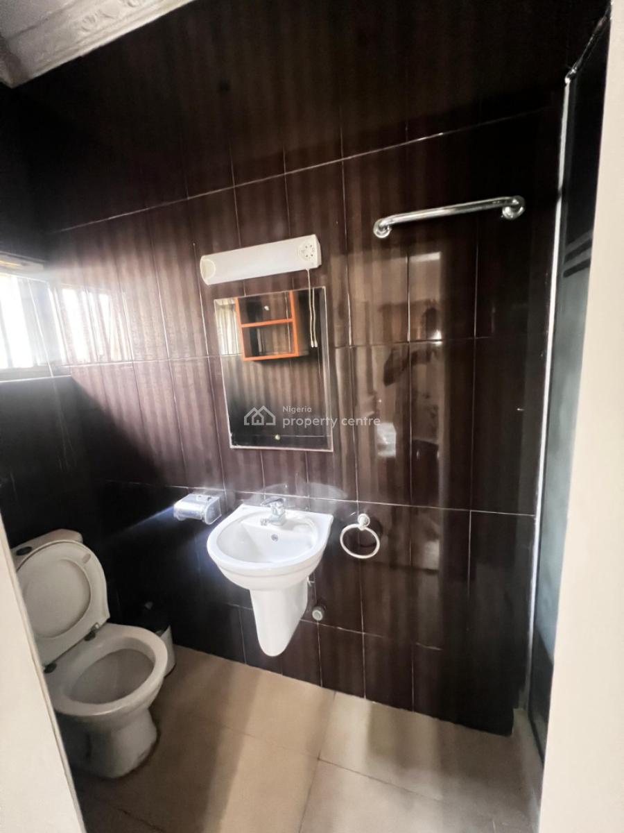 2 Bedrooms Furnished Apartment Only 3 in a Compound Available, Lekki Phase 1, Lekki, Lagos, Flat / Apartment for Rent