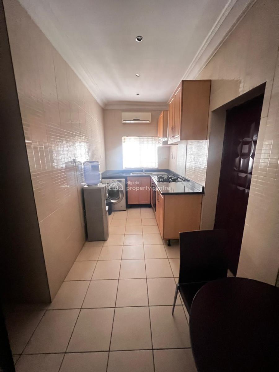 2 Bedrooms Furnished Apartment Only 3 in a Compound Available, Lekki Phase 1, Lekki, Lagos, Flat / Apartment for Rent
