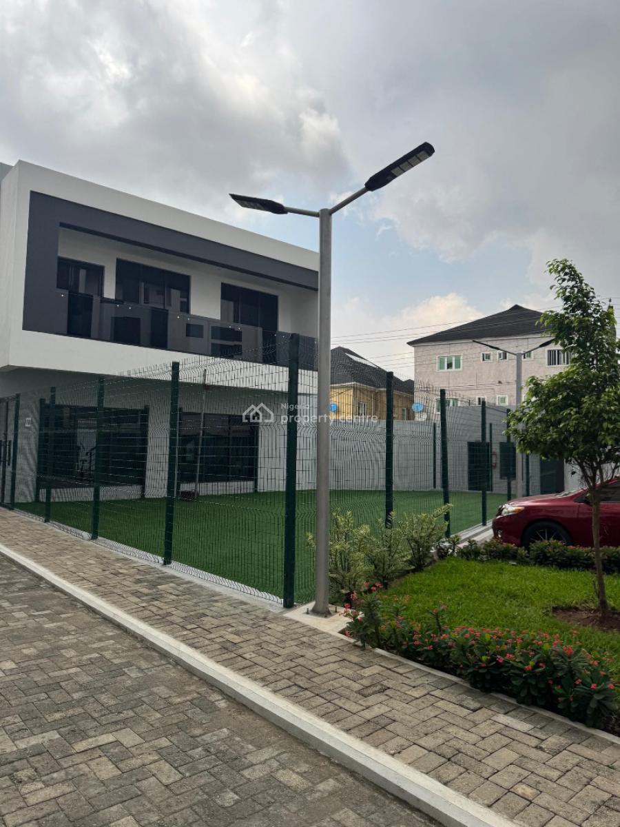 Contemporary 4 Bedroom Maisonette, Iponri, Surulere, Lagos, House for Sale