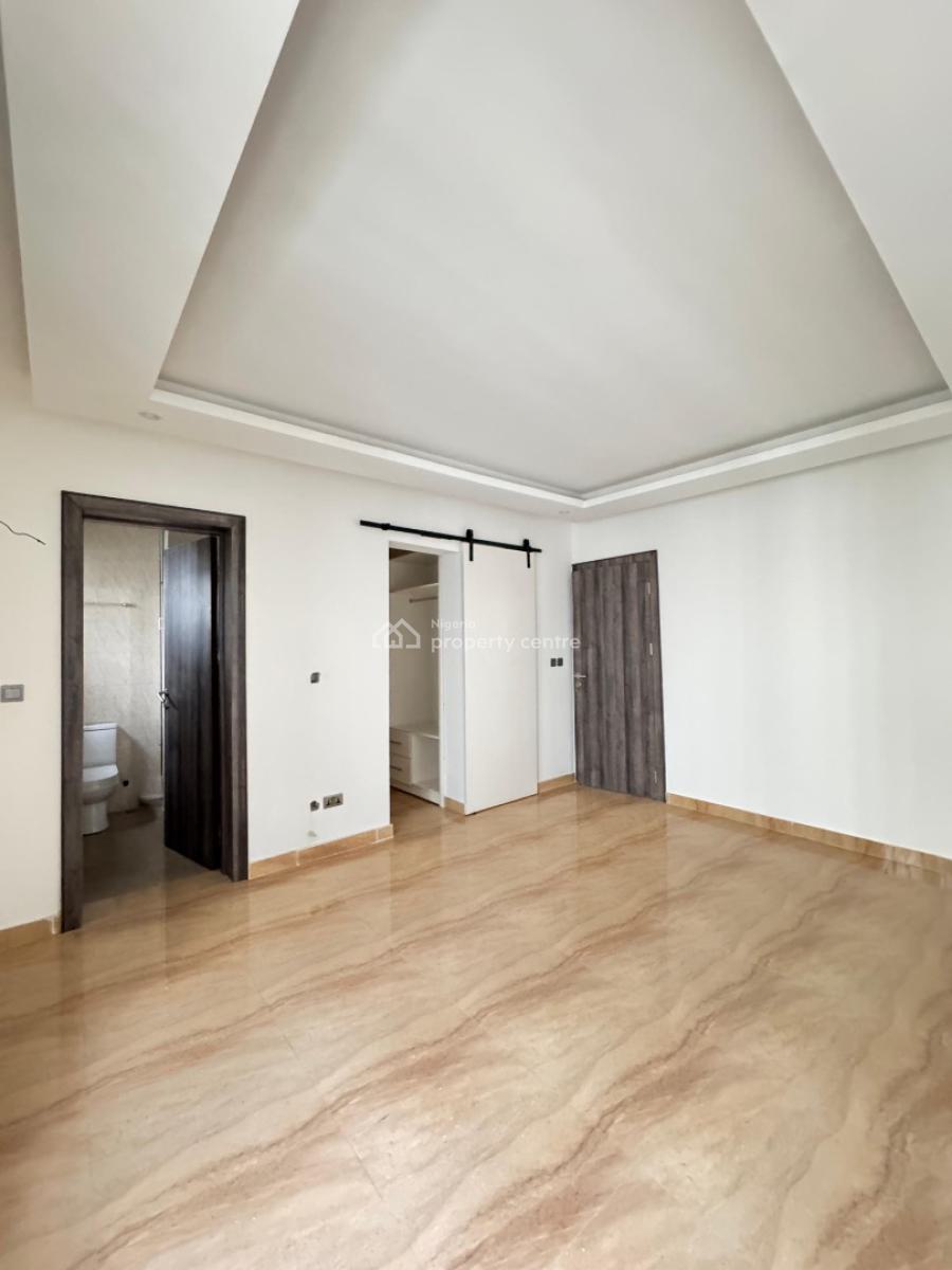 Contemporary 4 Bedroom Maisonette, Iponri, Surulere, Lagos, House for Sale