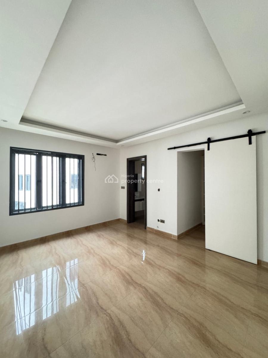 Contemporary 4 Bedroom Maisonette, Iponri, Surulere, Lagos, House for Sale