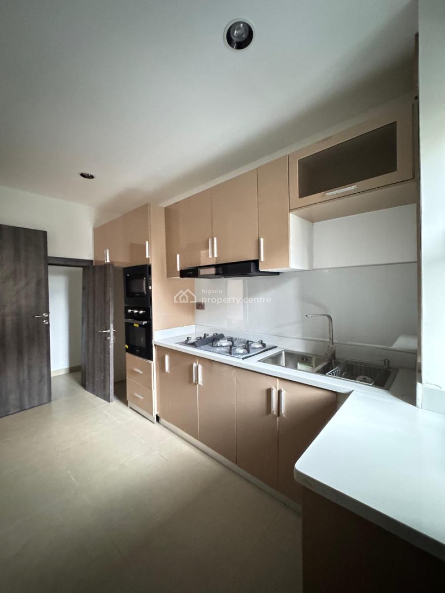 Contemporary 4 Bedroom Maisonette, Iponri, Surulere, Lagos, House for Sale