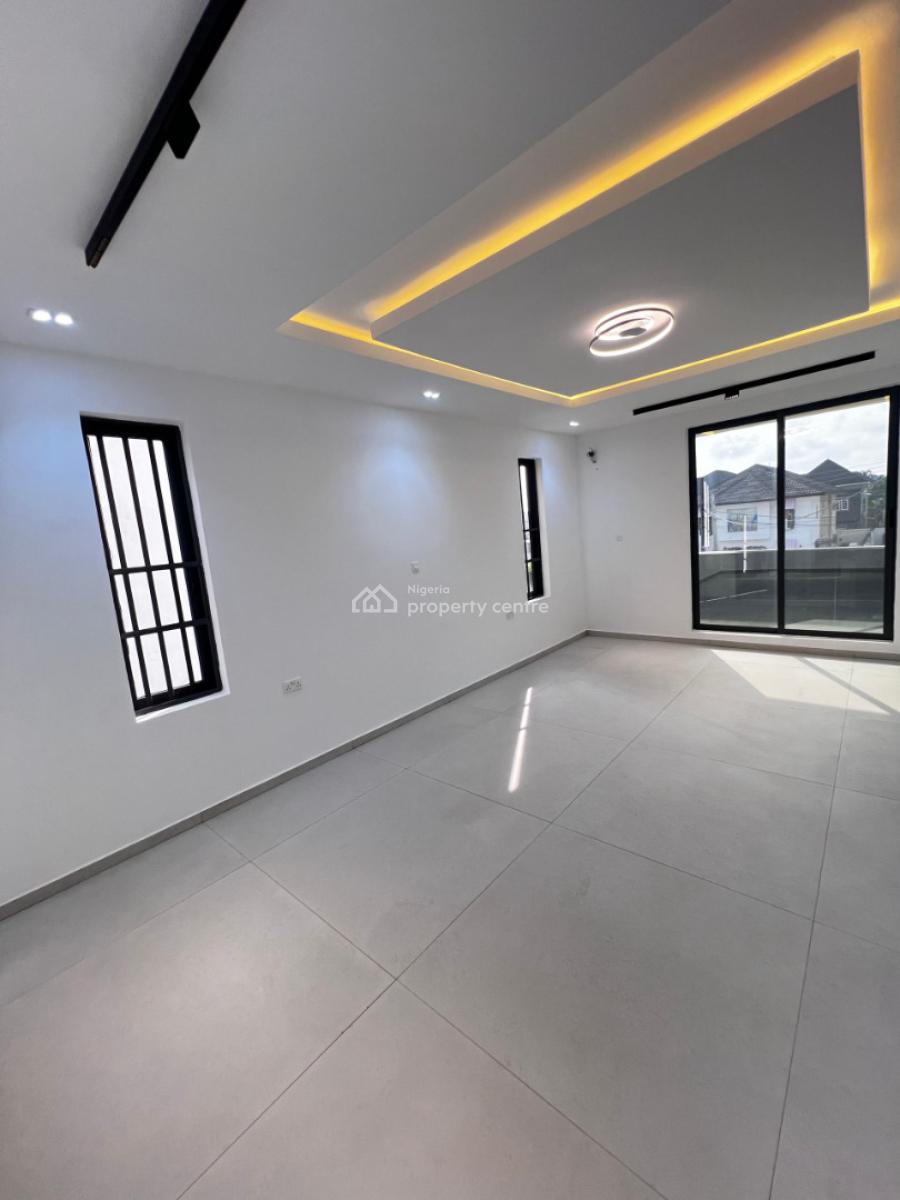 4 Bedroom Luxury Semi Detached Duplex with Bq Available, Lekki Phase 1, Lekki, Lagos, Terraced Duplex for Rent