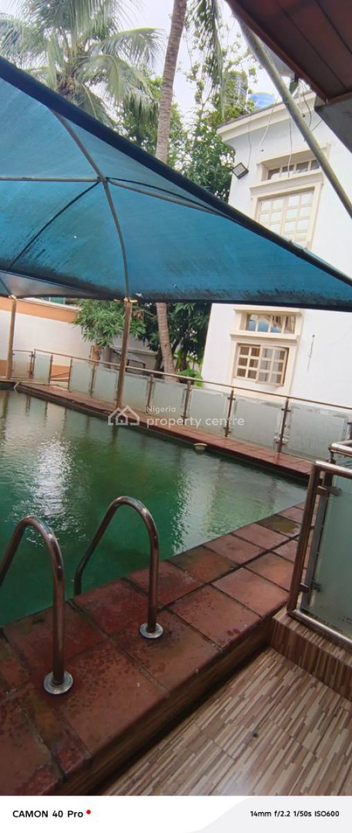 Spacious Two Bedroom and Swimming Pools, Parkview, Ikoyi, Lagos, Flat / Apartment for Rent