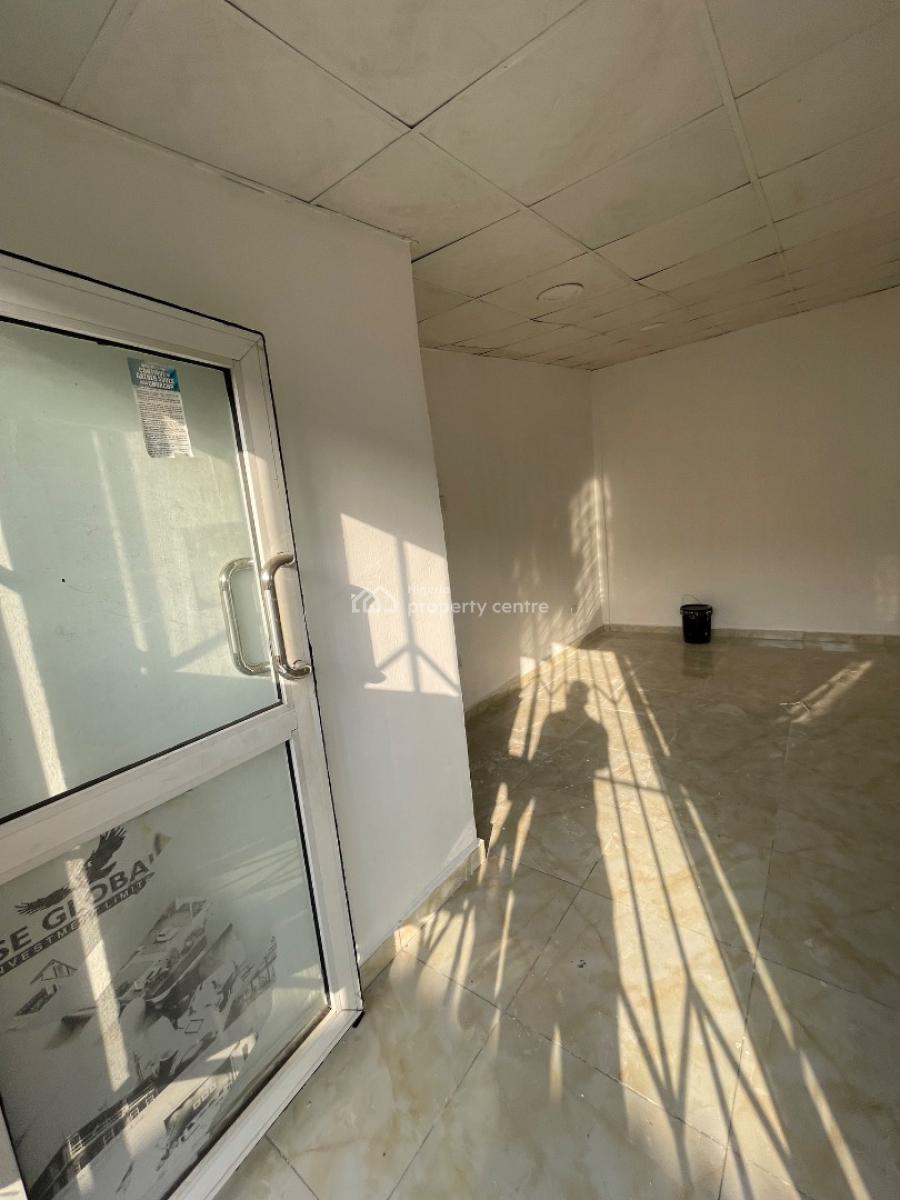 22 Sqm Shop Space Available, Hfp Eastline Complex, Ajah, Lagos, Shop for Rent