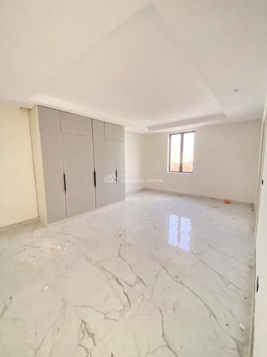 4 Bedroom Spacious Penthouse with Bq Available, Lekki Phase 1, Lekki, Lagos, House for Sale
