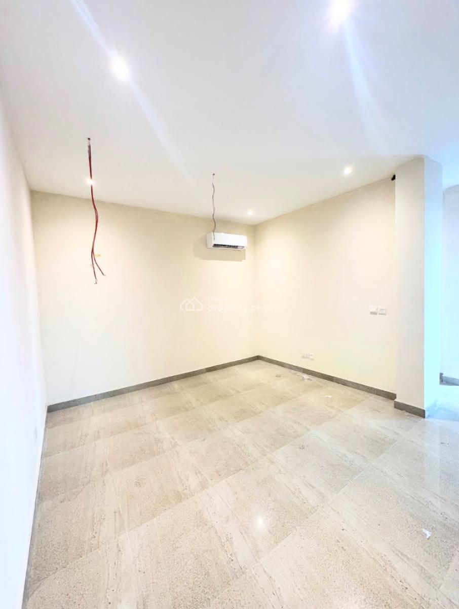 Luxury 3 Bedroom Apartment with Bq, Off Admiralty Way, Lekki Phase 1, Lekki, Lagos, Flat / Apartment for Rent