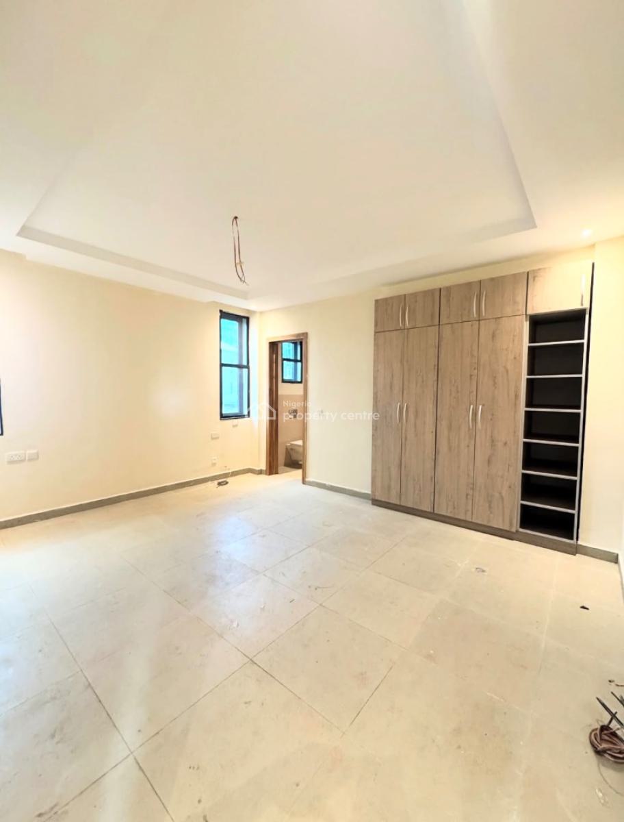 Luxury 3 Bedroom Apartment with Bq, Off Admiralty Way, Lekki Phase 1, Lekki, Lagos, Flat / Apartment for Rent