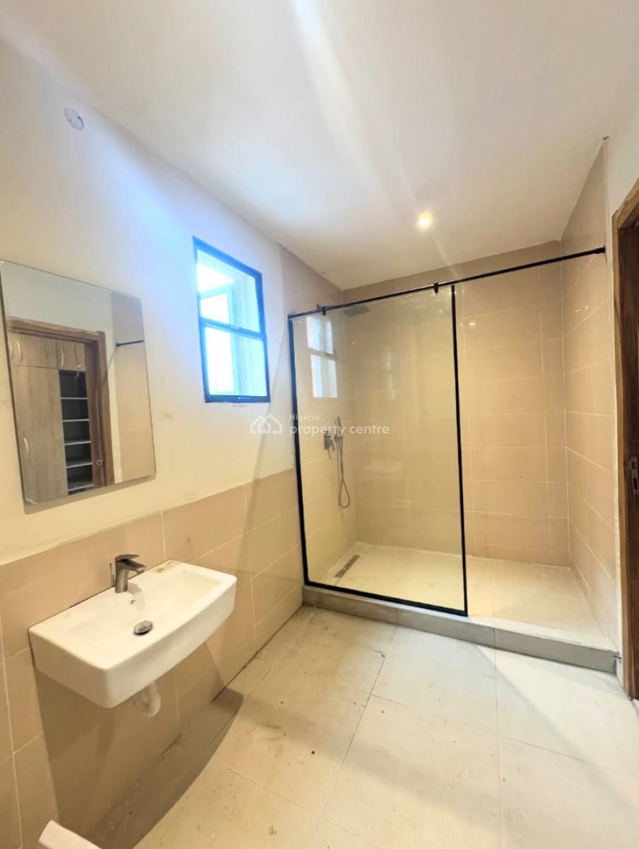 Luxury 3 Bedroom Apartment with Bq, Off Admiralty Way, Lekki Phase 1, Lekki, Lagos, Flat / Apartment for Rent