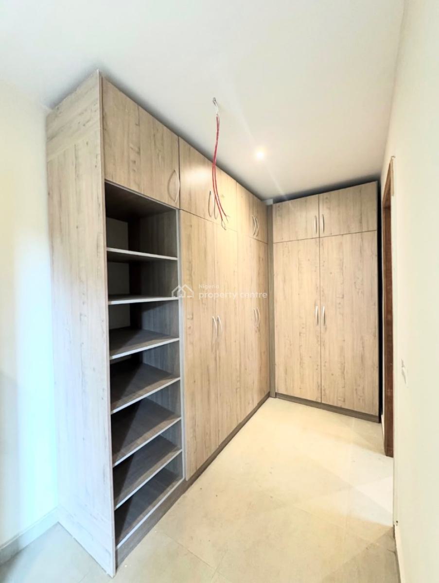 Luxury 3 Bedroom Apartment with Bq, Off Admiralty Way, Lekki Phase 1, Lekki, Lagos, Flat / Apartment for Rent