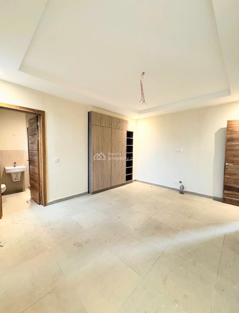 Luxury 3 Bedroom Apartment with Bq, Off Admiralty Way, Lekki Phase 1, Lekki, Lagos, Flat / Apartment for Rent