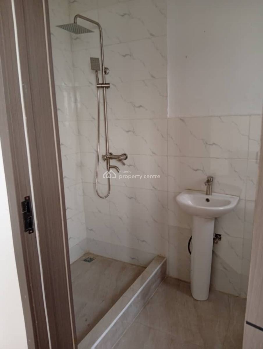2 Bedroom Apartment, Freedom Way, Lekki Phase 1, Lekki, Lagos, Flat / Apartment for Sale