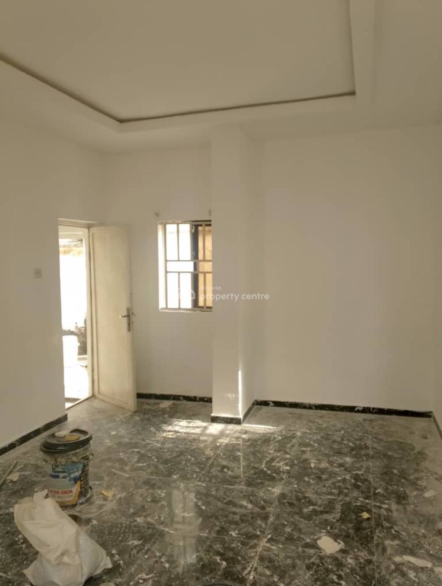 Spacious 1 Bedroom Apartment, 1st Avenue, Gwarinpa, Abuja, Flat / Apartment for Rent