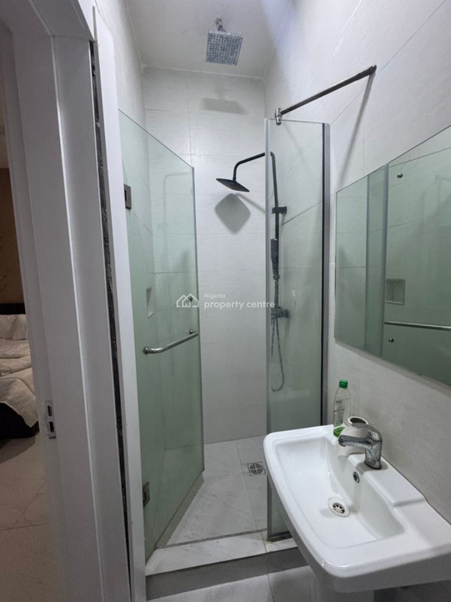 Cozy 1 Bedroom with Pool and Gym, Ikate Elegushi, Lekki, Lagos, Flat / Apartment Short Let