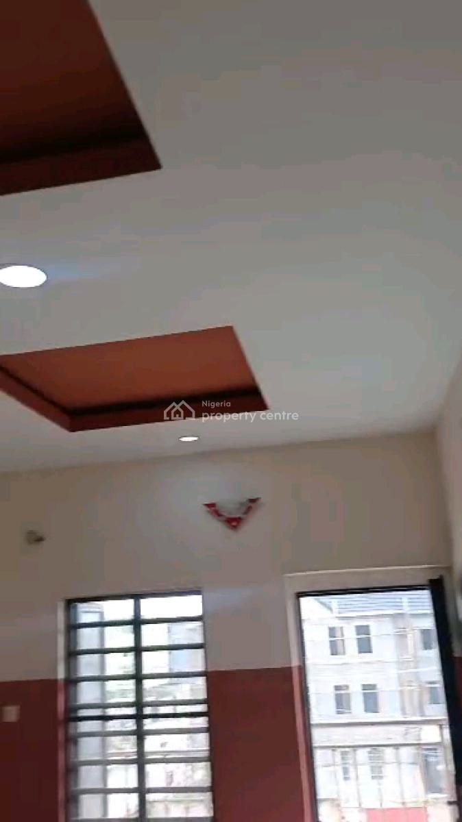Standard and Executive Two Bedroom Flat, Adekunle, Yaba, Lagos, Flat / Apartment for Rent