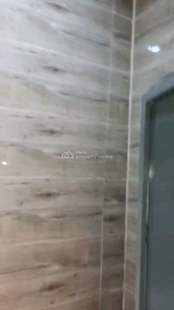 Standard and Executive Two Bedroom Flat, Adekunle, Yaba, Lagos, Flat / Apartment for Rent