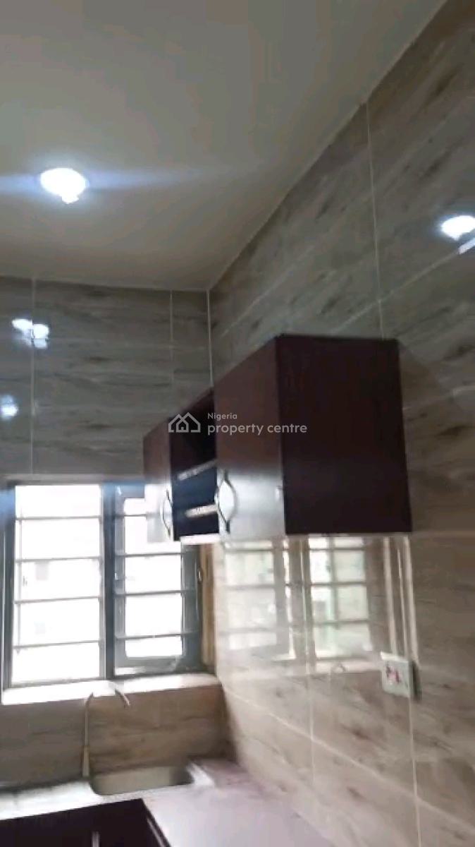 Standard and Executive Two Bedroom Flat, Adekunle, Yaba, Lagos, Flat / Apartment for Rent