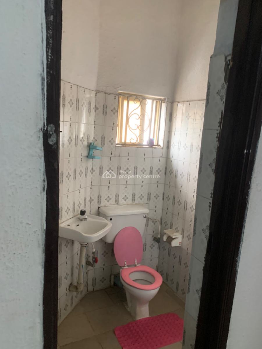 Luxury 2 Bedroom Flat, Gra Phase 1, Magodo, Lagos, Flat / Apartment for Rent