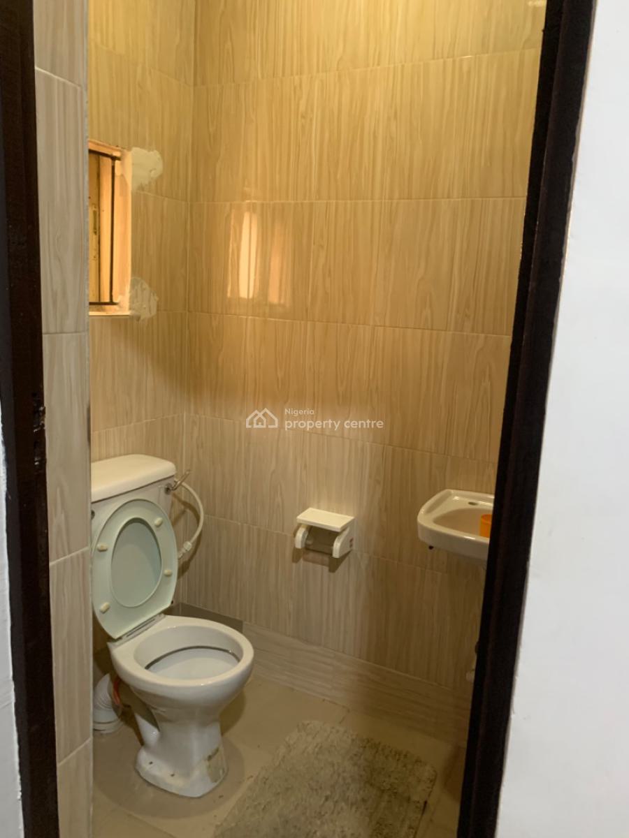 Luxury 2 Bedroom Flat, Gra Phase 1, Magodo, Lagos, Flat / Apartment for Rent