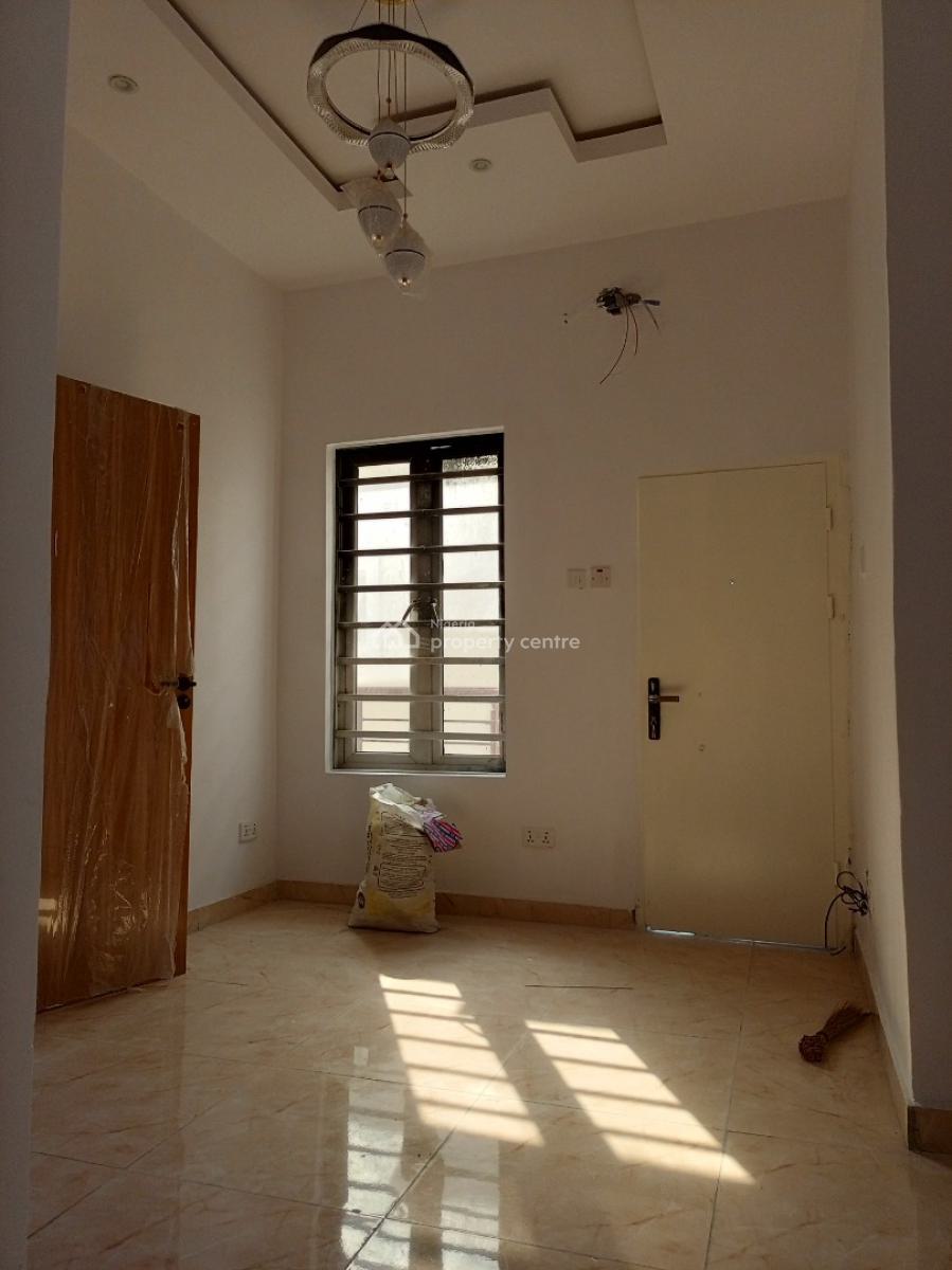 Neat 4 Bedroom Duplex with Bq and Security House, Idado, Lekki, Lagos, Semi-detached Duplex for Rent